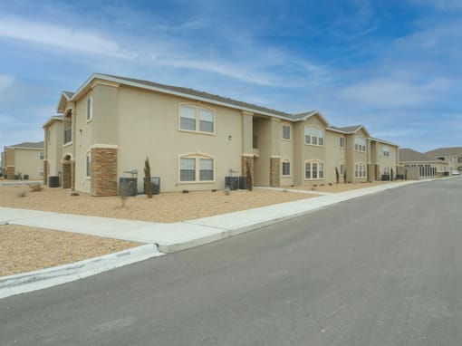 apartment building in Hobbs, NM