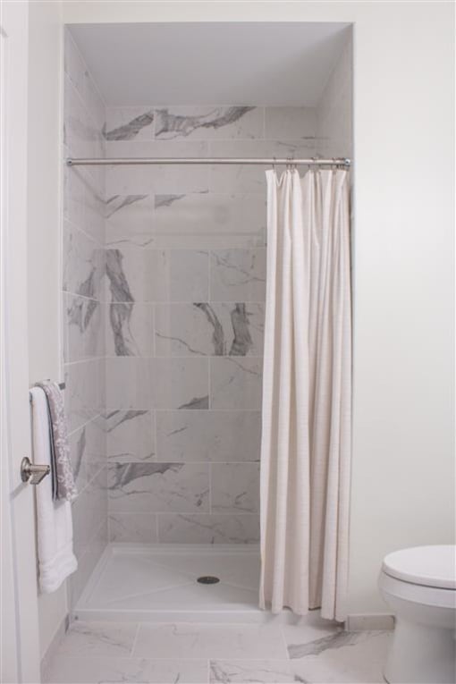 Modern Bathroom Fittings at Holmes Beverly, Beverly