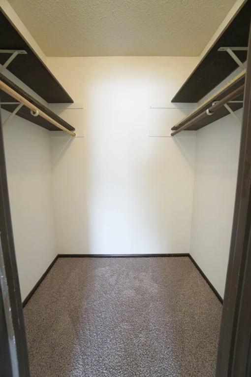 Arlington Place Closet, St. Paul, Minnesota