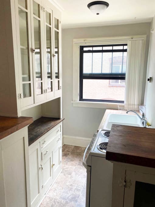 Portland Flats Kitchen, St. Paul, Minnesota