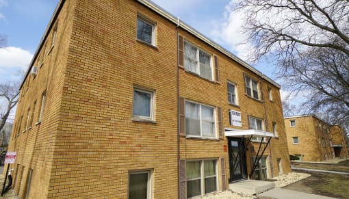 Adrian Street Flats exterior, St. Paul, Minnesota
