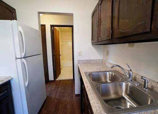 Charlton Place kitchen, West St. Paul, Minnesota