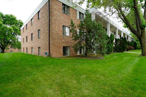 Charlton Estates - Exterior, West St. Paul, Minnesota