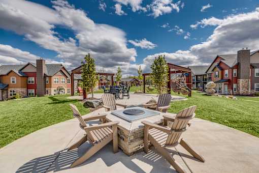 Exterior at the Quarry Apartments in DeWitt Michigan