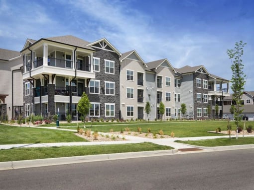 Apartment Exterior at Watermark at Harvest Junction, Colorado
