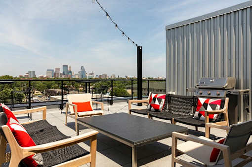 Rooftop Lounge at Lyndy Apartments, Minneapolis