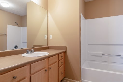 Model Bathroom at Bay Crossings Apartments, Bay St. Louis, 39520
