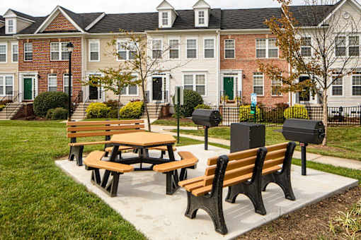 Picnic table at Townes at Village Center, Maryland, 21136