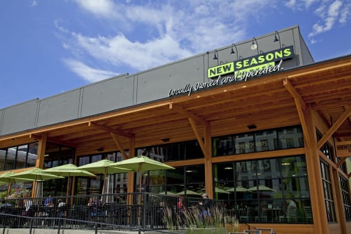 New Seasons Market
