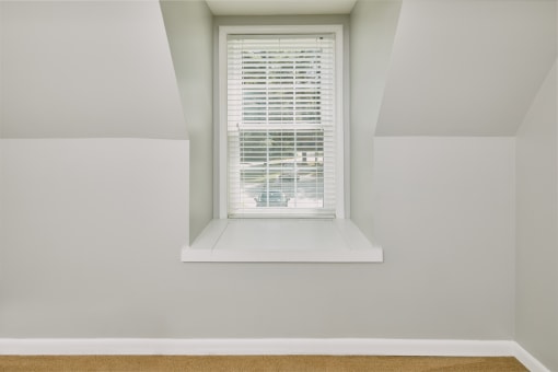 Taymil Yarmouth Landing Window Interior