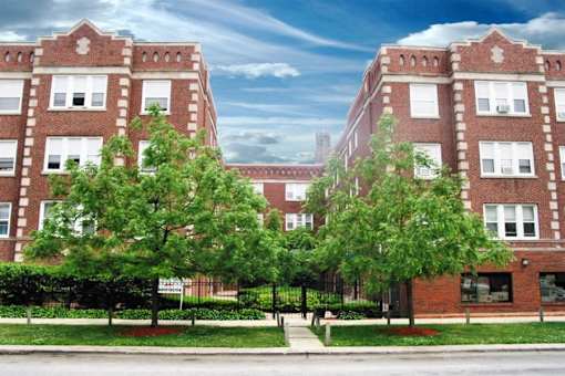 Wolcott Court Exterior Building