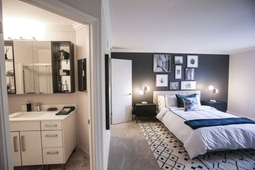 Spacious bedrooms | Novi, Mi Apartments | River Oaks West in Novi