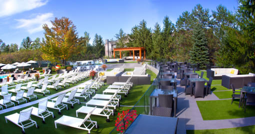 Pool and hot tub | apartments in Novi, Michigan 48375