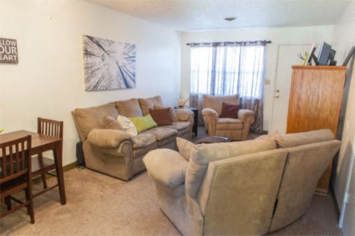 Country Club Village I Interior 1