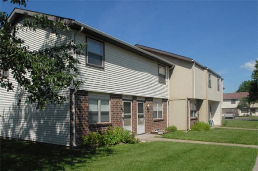 Deerfield Village Exterior 1