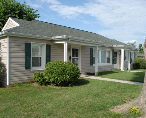 Country Club Village II Exterior 5