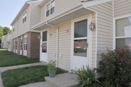 Crestview Village Exterior 3