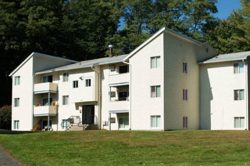 Meadowbrook Exterior 3