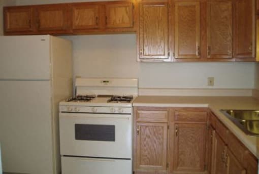 Crestview Village IL Interior 3