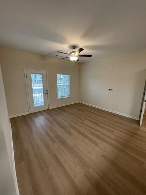 Unfurnished Living Area at The Mark at Woodford, Aiken, SC, 29803
