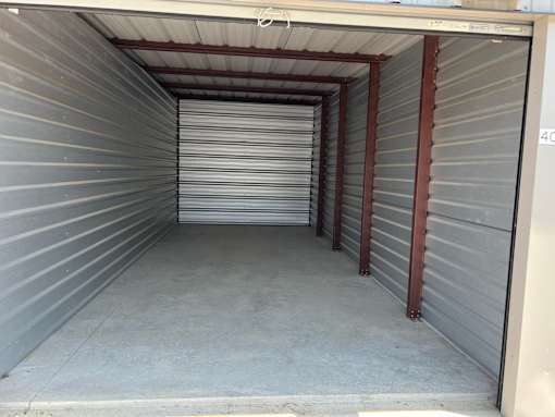 10x25 storage unit interior