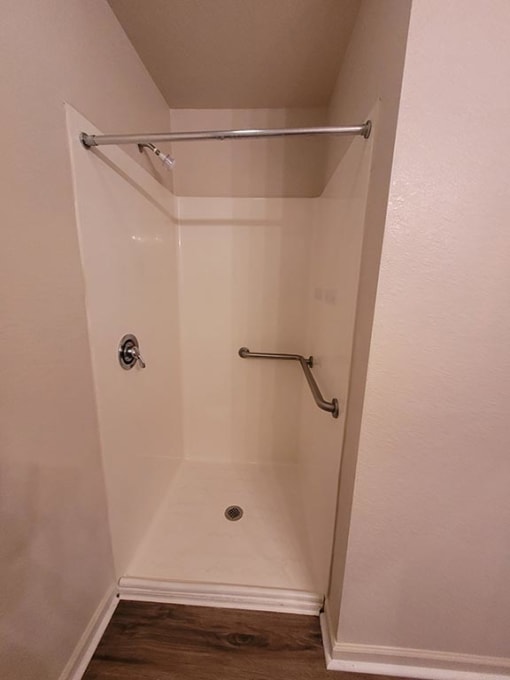 Shower at MADISON MANOR, Florida