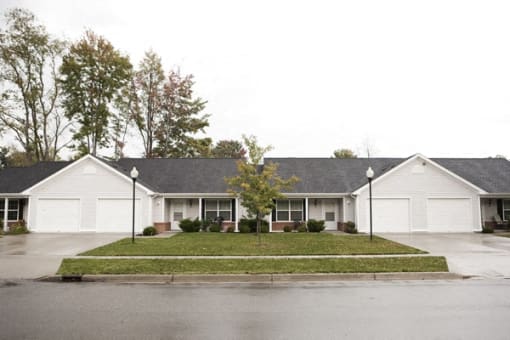 Hampton Pointe Exterior
