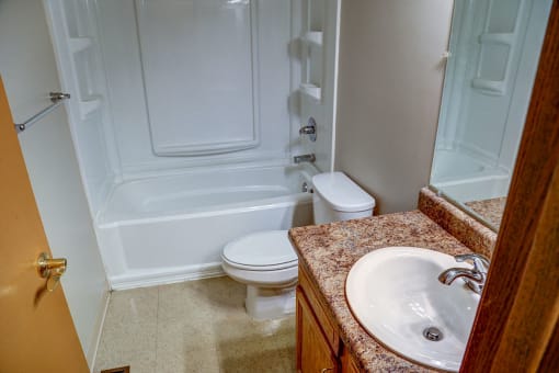 Floor plan 2 bathroom