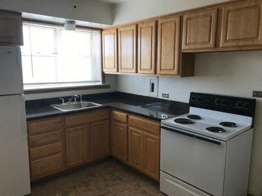 4901-15 Crain Kitchen