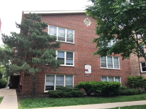 541 Hinman Exterior