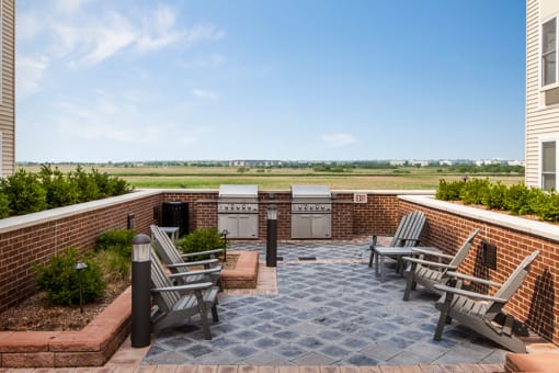 BBQ/Picnic Area at The Monarch, East Rutherford, New Jersey