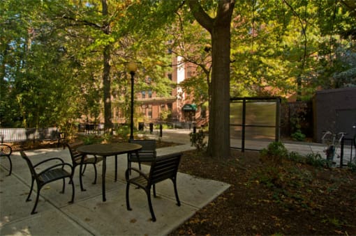 Franklin Square Exterior 4