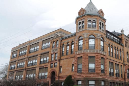 Old Middletown Exterior 1