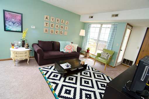 Living room Eastwind Apartments in East Lansing Michigan