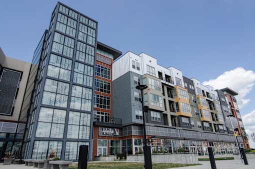Exterior Vista at the Heights Apartments Near Eastwood Towne Center