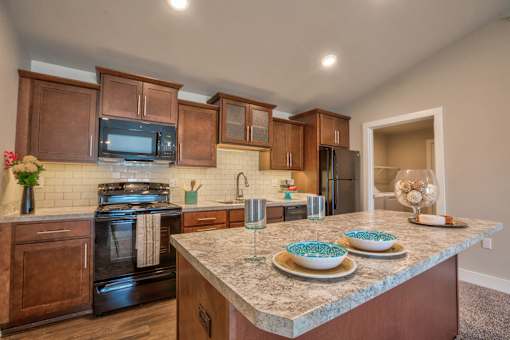 Gourmet kitchen at Verndale Apartments in Lansing, MI 