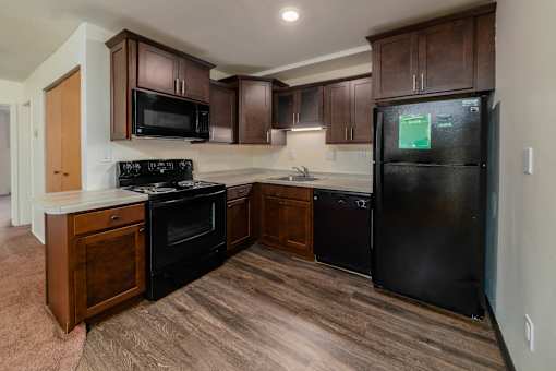 Spacious Kitchen in East Lansing Apartments near Michigan State University | Albert Apartments
