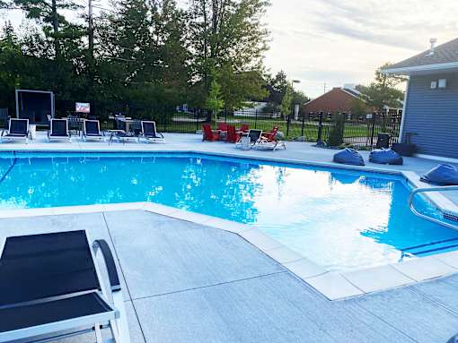Pool at Arbor Glen Apartments in East Lansing, MI near Michigan State University.
