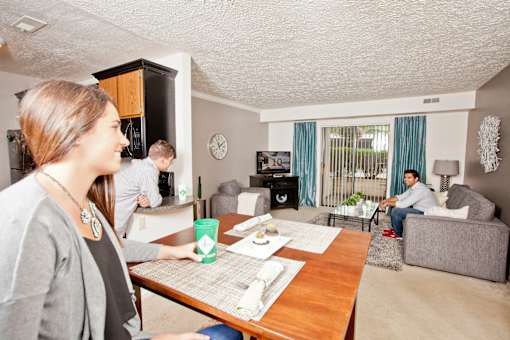 Spacious Kitchen in East Lansing Apartments near Michigan State University | Burnt Tree
