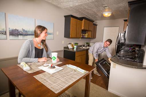 Spacious Kitchen in East Lansing Apartments near Michigan State University | Burnt Tree