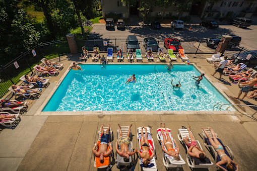 East Lansing Apartments Near Michigan State University | Cedar Greens Apartments