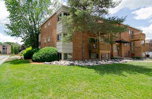 Apartments in East Lansing near Michigan State University | Cedar Street Apartments