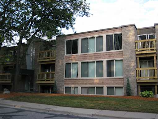 East Lansing Apartments near Michigan State University | Haslett Arms Apartments