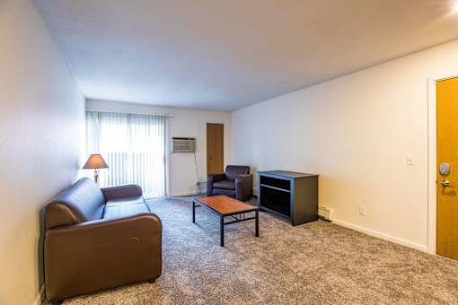 Spacious Living room in East Lansing Apartments near Michigan State University |Haslett Arms