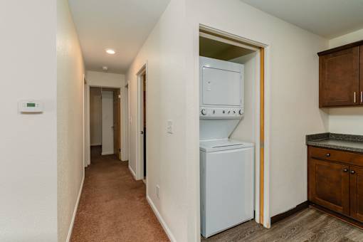 Spacious Living room in East Lansing Apartments near Michigan State University |Haslett Arms