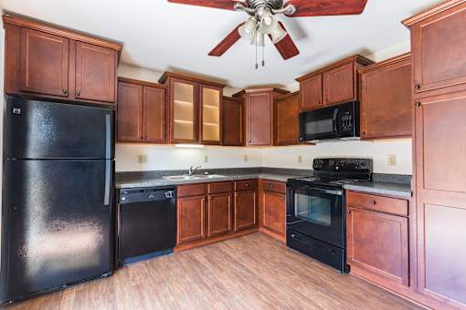 Townhomes near Michigan State University | Oakbrook Townhomes