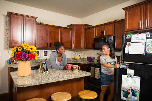 Spacious Kitchen in East Lansing Apartments near Michigan State University | River Walk