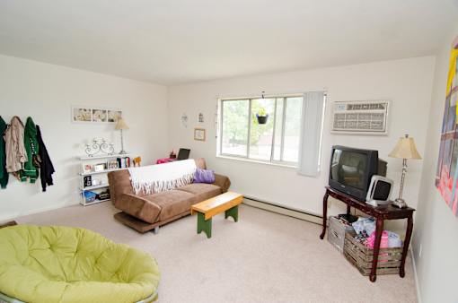East Lansing Apartments Near Michigan State University | Valley Forge Apartments