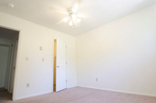 Spacious bedrooms in East Lansing Apartments near Michigan State University | Valley Forge
