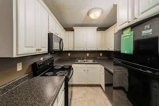 East Lansing Apartments near Michigan State University | Waters Edge Apartments